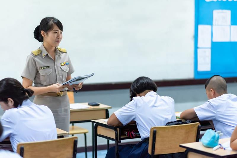 รับสมัครครู ป.โท และ ป.เอก