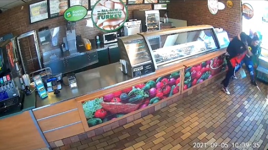 สู้โจรด้วยมือเปล่า