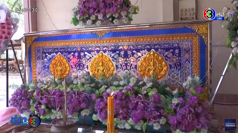 คนไข้ช็อกดับบนรถเข็น รพ.บัวใหญ่