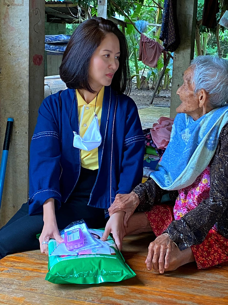 ตรีนุช เทียนทอง รมว.ศึกษาธิการ