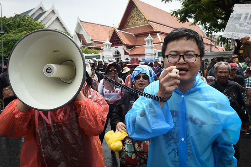 อานนท์ นำภา