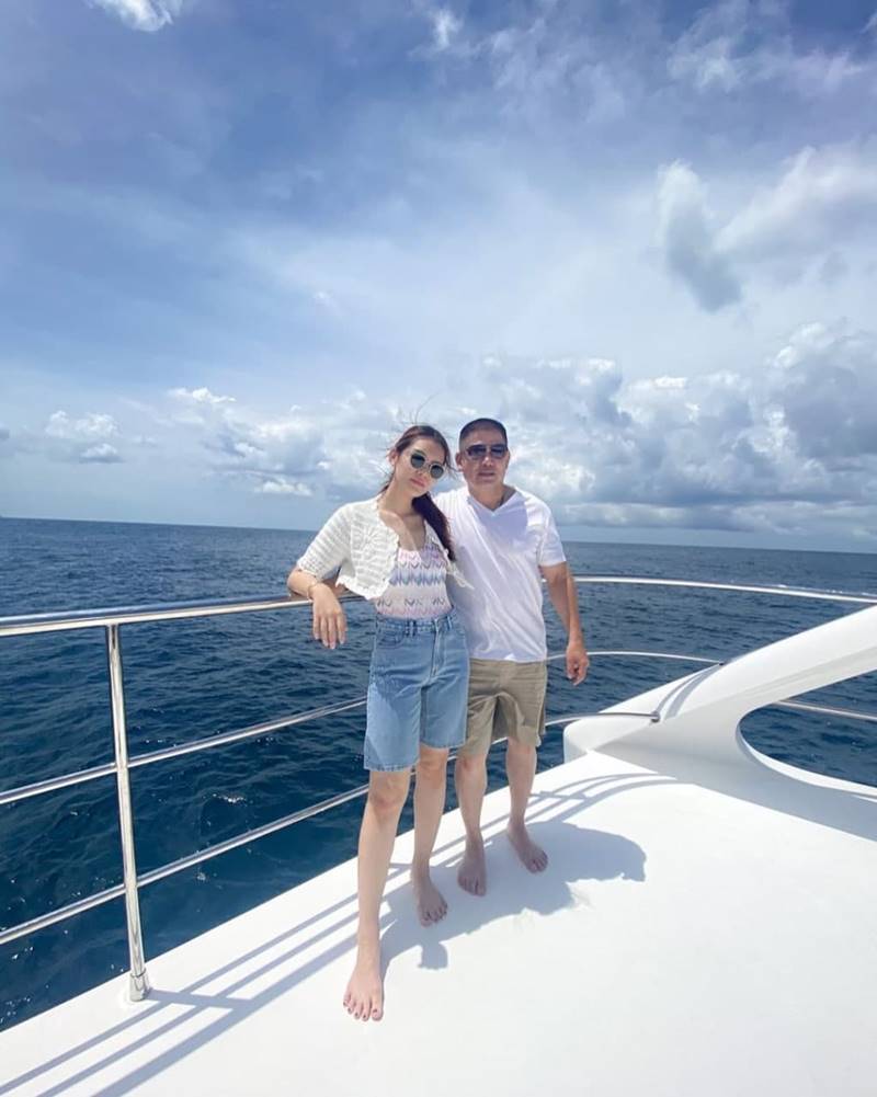 จุ๊บจิ๊บ ธนพร