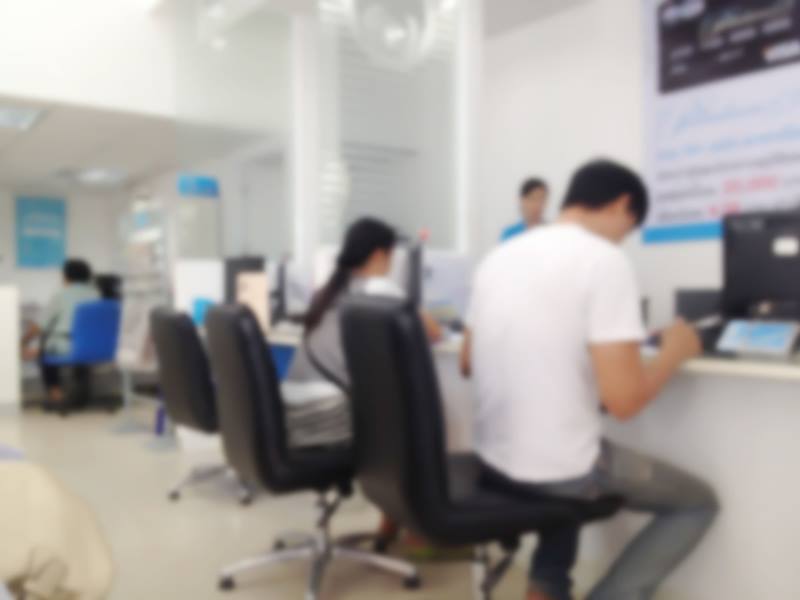 ธปท. สั่งปรับ 2 ธนาคาร บังคับพนักงานขายประกัน