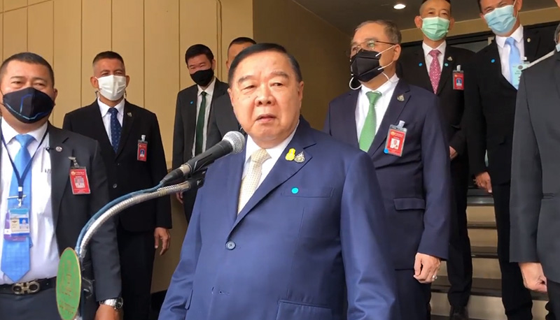 บิ๊กป้อมด่านักข่าว