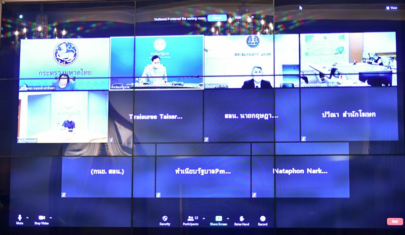 อัศวิน ปะทะเดือด หมอโอภาส