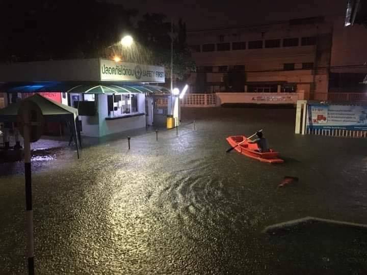 น้ำท่วมบางปู