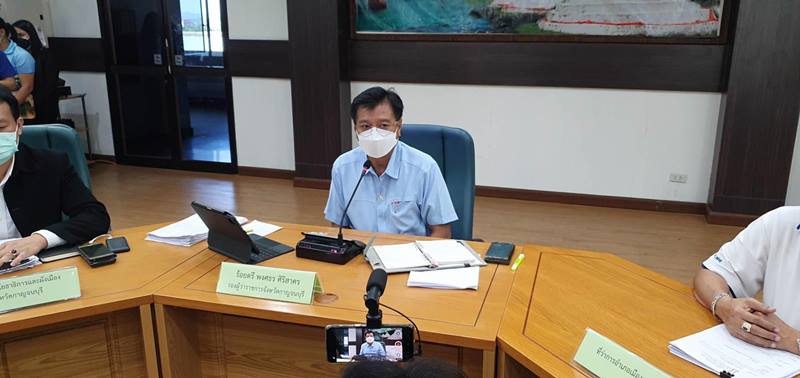 เพื่อนบ้านถมดินสูงมิดหลังคา