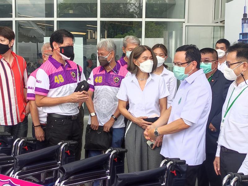 ไฟไหม้โรงงานกิ่งแก้ว