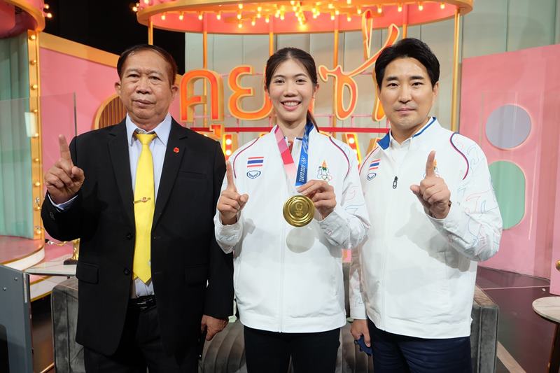 เทนนิส พาณิภัค โค้ชเช