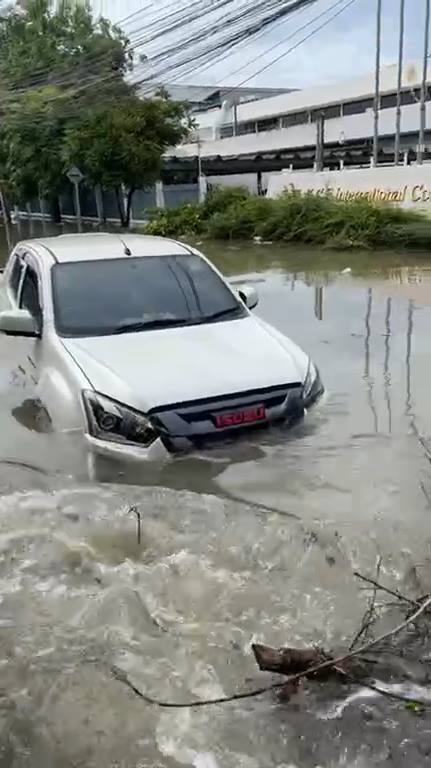 น้ำท่วมบางปู