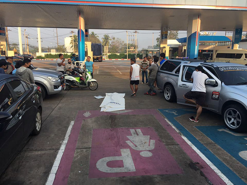 ขับรถลากศพ