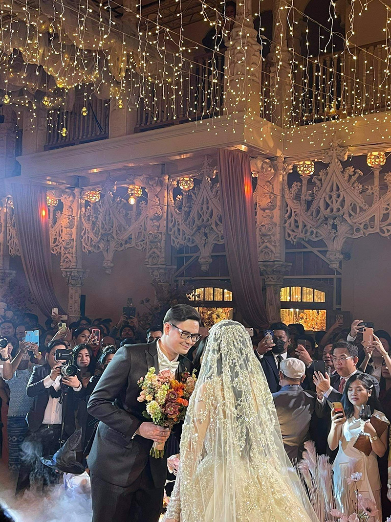 งานแต่งงาน รังสิมันต์ โรม