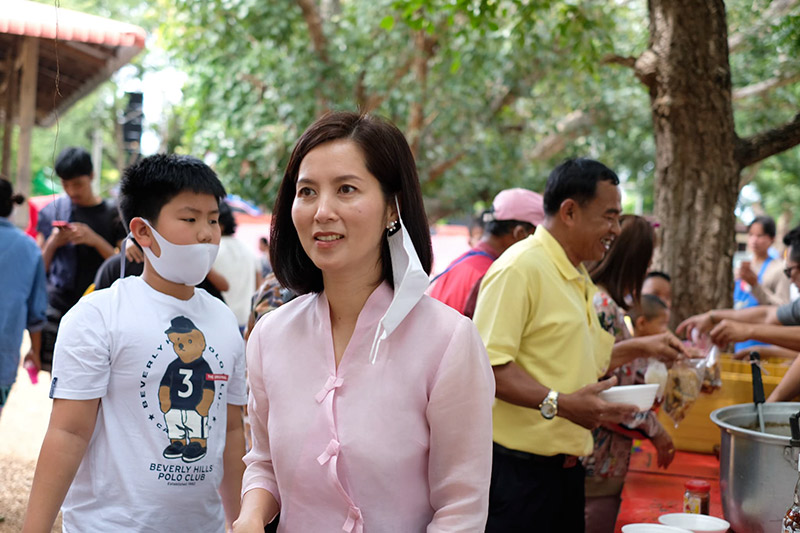 ตรีนุช เทียนทอง รมว.ศึกษาธิการ