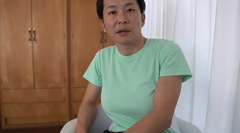 ยูทูบเบอร์แต่งตัวเป็นสาวอกใหญ่ 