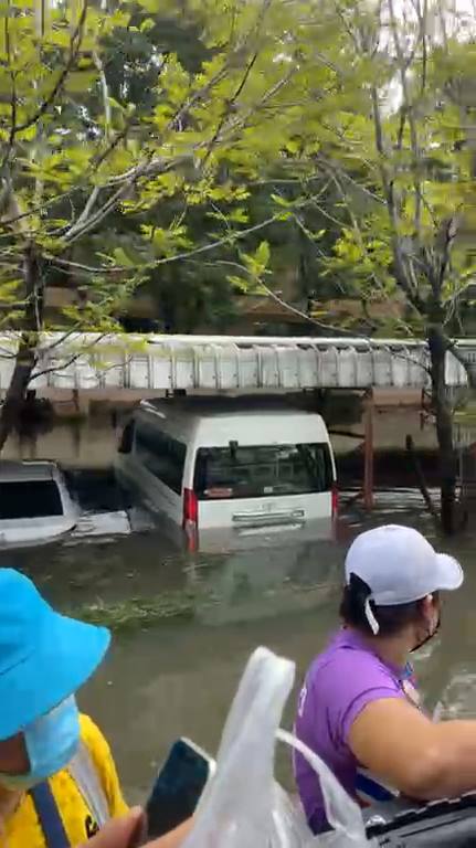 น้ำท่วมบางปู