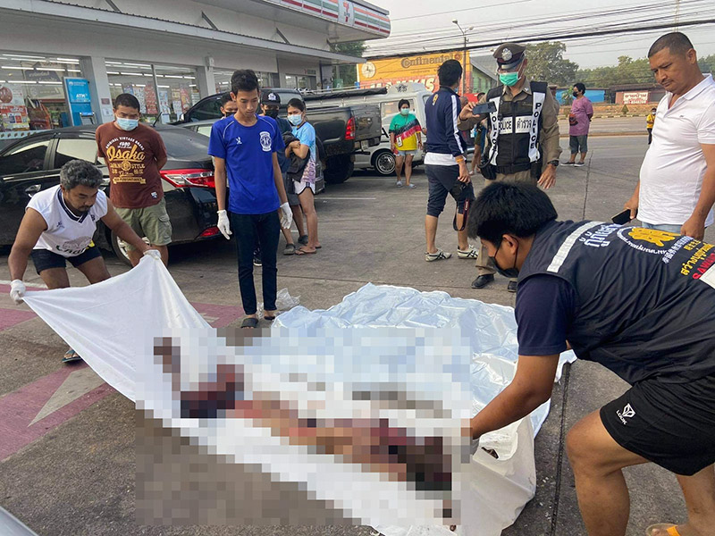 เก๋งขับรถลากศพปริศนา