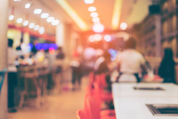 ถกสนั่น ไปกินบุฟเฟ่ต์ แต่เจอยูทูบเบอร์ถ่ายรายการเสียงดัง