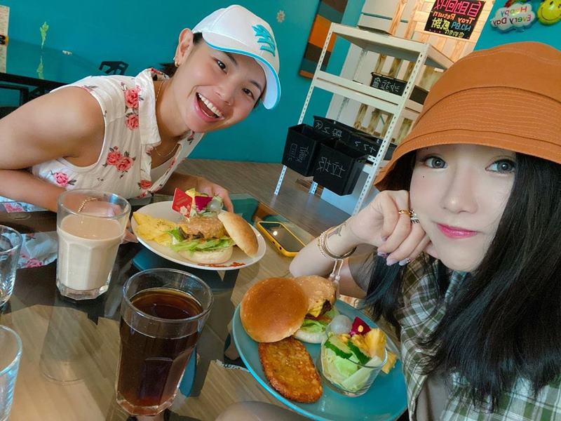 ไต้ จื่อ อิง นักแบดมินตัน