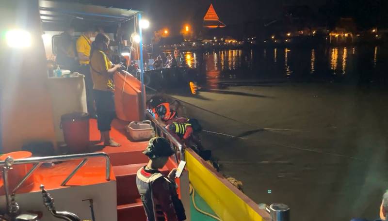 เรือล่มวัดพนัญเชิง พบ 1 ศพ
