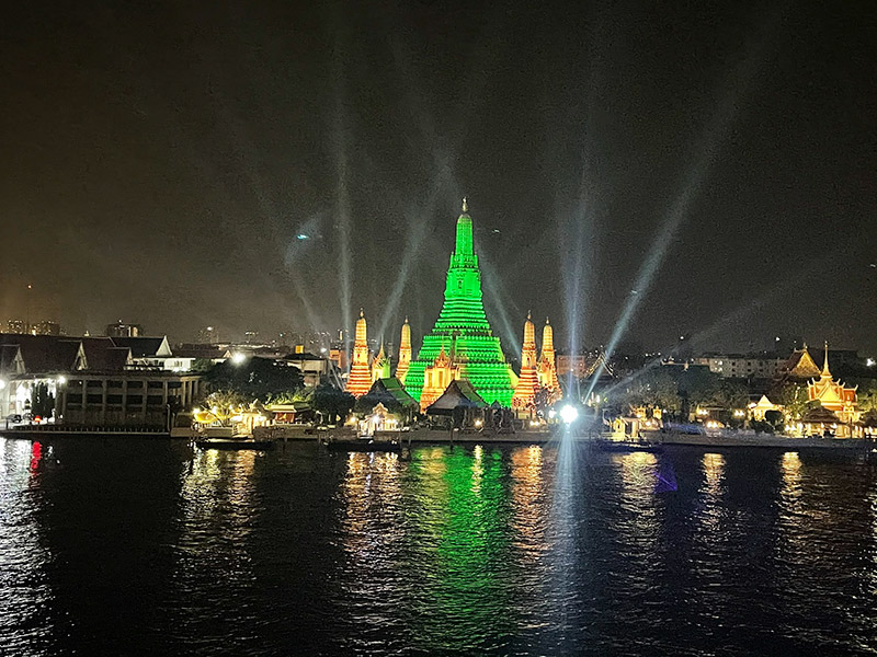 พระปรางค์วัดอรุณฯ