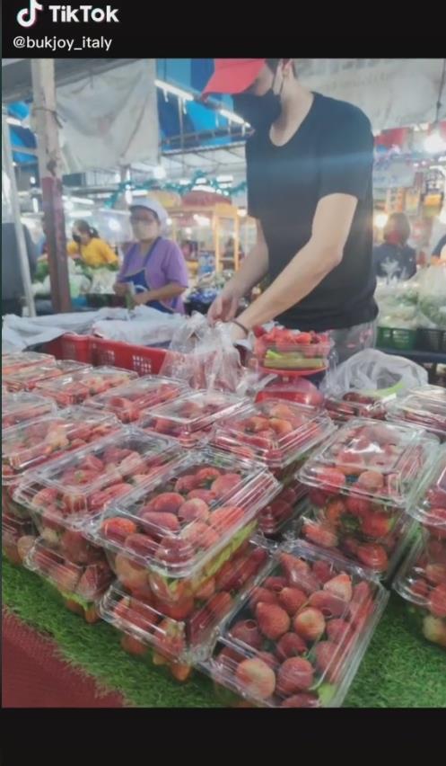 แฟนฝรั่งบอกสาวไทยบ้านจน แต่เป็นลูกประธานบริษัท 