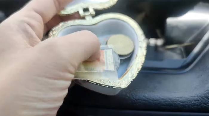 ผู้กองสาวดาว TikTok โดนศูนย์รถขโมยพระ