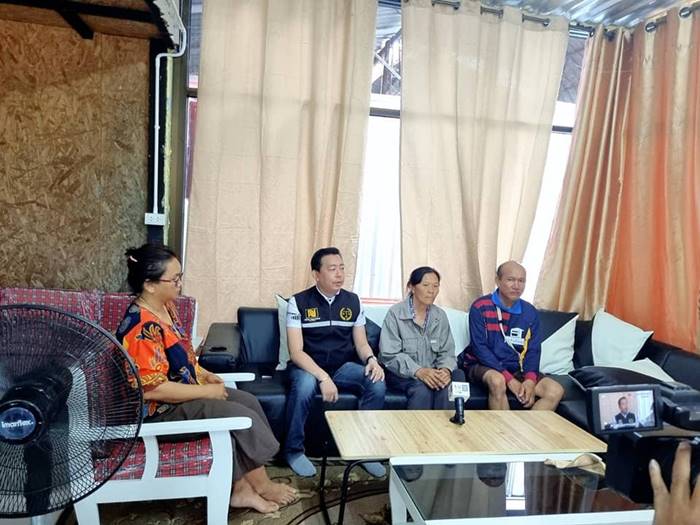 พ่อแม่ร้อง ลูกสาวผูกคอตาย ที่ทำงานให้เซ็นขายที่ดิน บอกลูกโกงเงิน