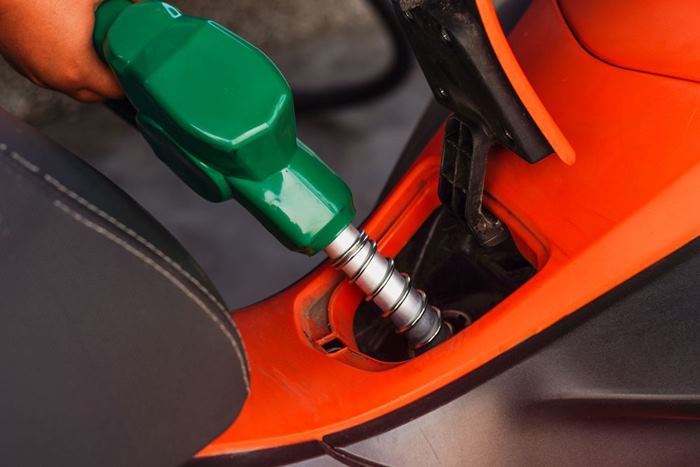 มอเตอร์ไซค์รับจ้าง รับเงินค่าแก๊สโซฮอลล์ 250 บาทต่อเดือน