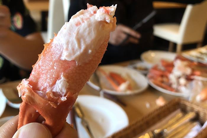 ต้มปูกินในกาต้มน้ำโรงแรม