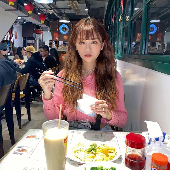 นักข่าวสวย