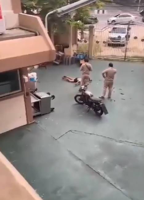 ชายคลั่งปีนรั้วโรงเรียนหอวัง