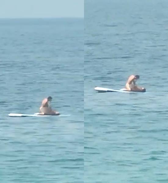 คู่รักแซ่บบนกระดานโต้คลื่น