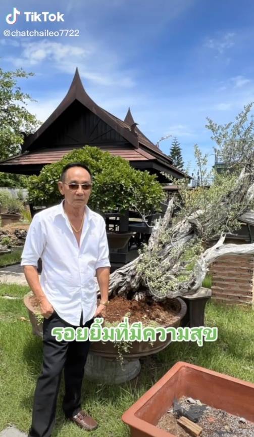 หนุ่มใหญ่ประกาศหารัก เงินเดือน 6 หลัก 