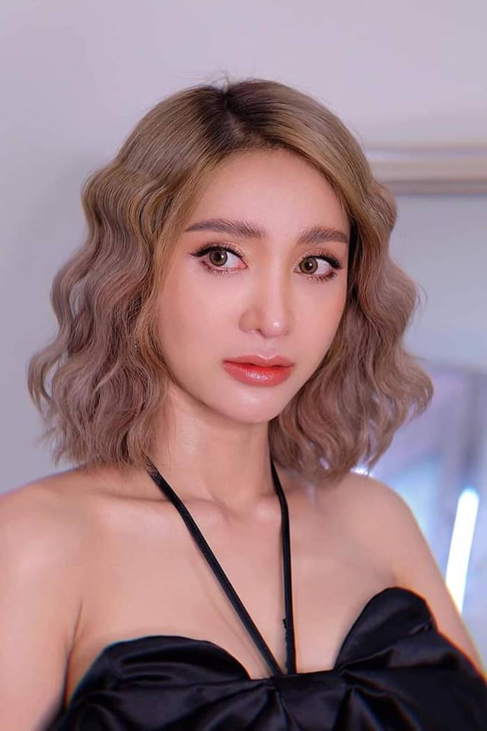 มินดา มีทรัพย์สิน