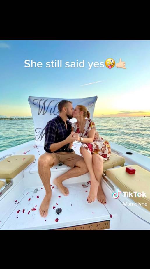 ขอสาวแต่งงาน ทำแหวนหล่นน้ำ