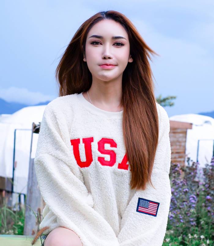 บาสตี้ เน็ตไอดอลสาวสอง