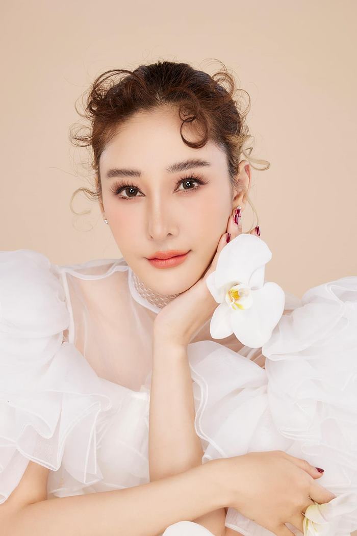 แตงโม นิดา