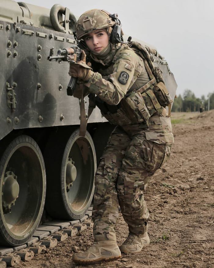 Elena Deligioz สาวคอสเพลย์ ทหารรัสเซีย 