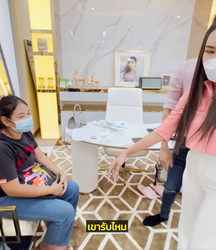 ตั๊ก กรกนก สุวรรณบุตร จับโจรที่บริษัท