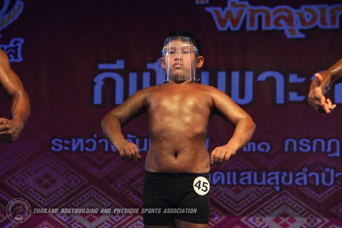 เด็กแข่งเพาะกาย หุ่นไม่ให้แต่ใจสู้มาก