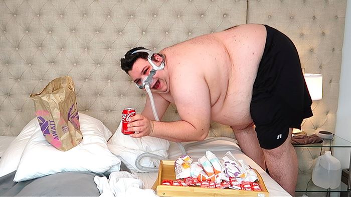 Nikocado Avocado ยูทูบเบอร์สายกิน  กินจุจนหยุดไม่ได้ เพราะยอดวิว  