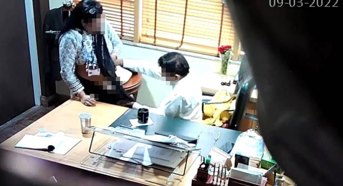 ผู้พิพากษาอินเดีย ลวนลามพนักงานสาว