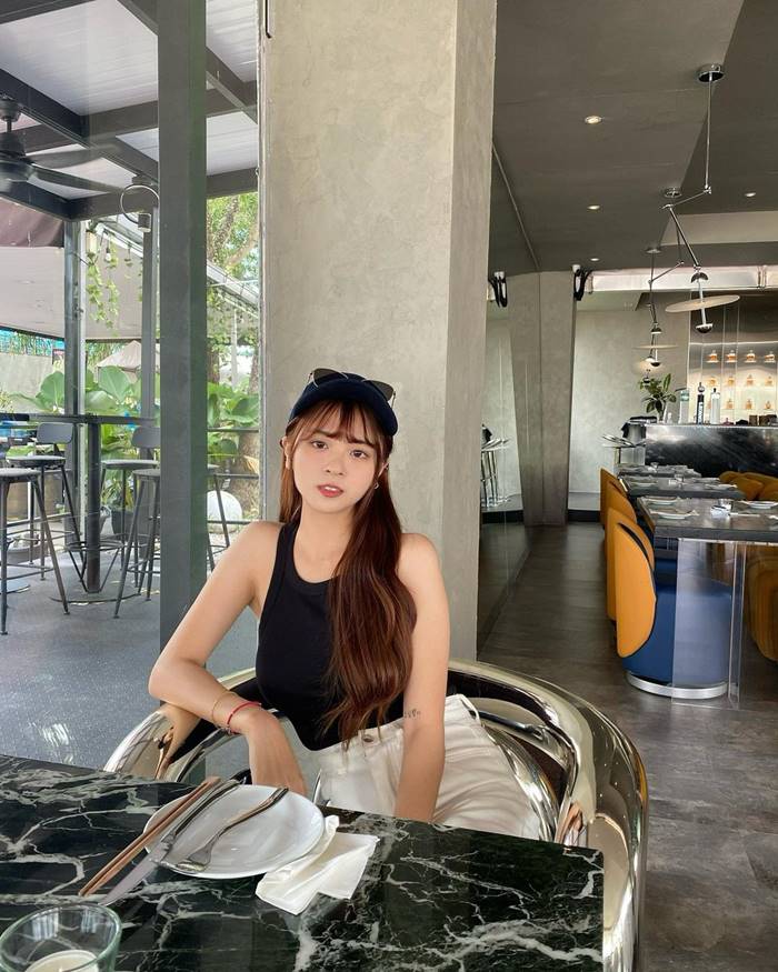 นักข่าวสวย