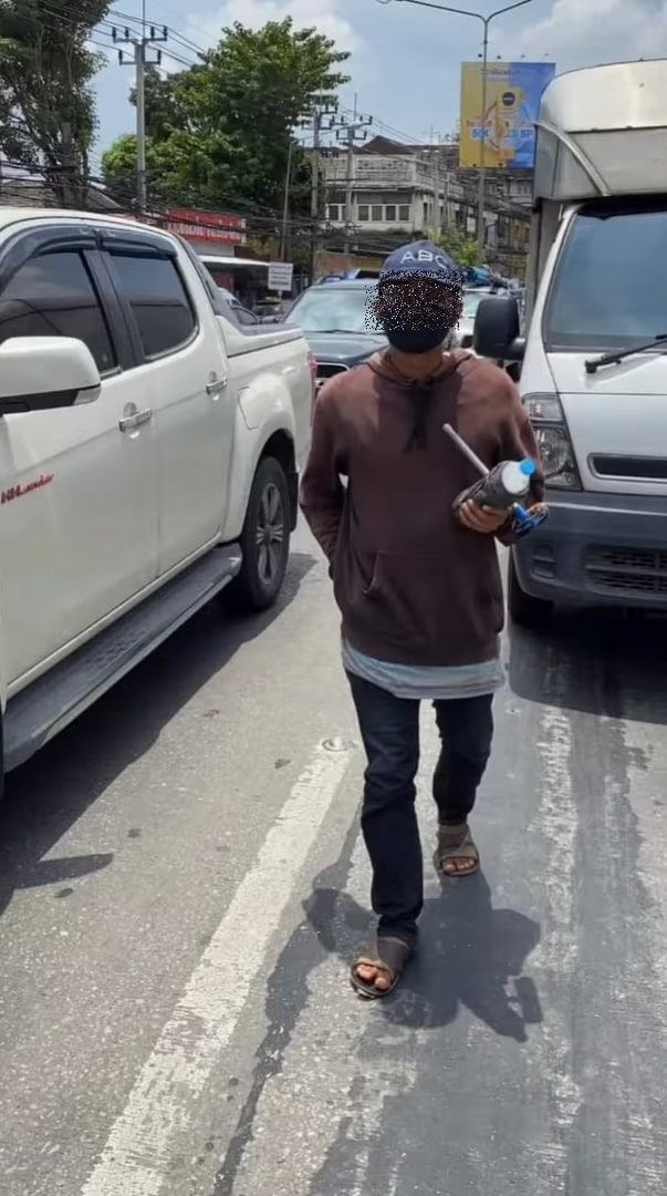 เด็กเช็ดกระจกแครายขู่ฆ่า