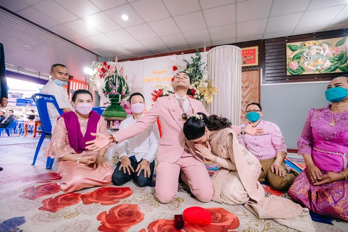 เจ้าสาวยกขันหมากขอเจ้าบ่าว