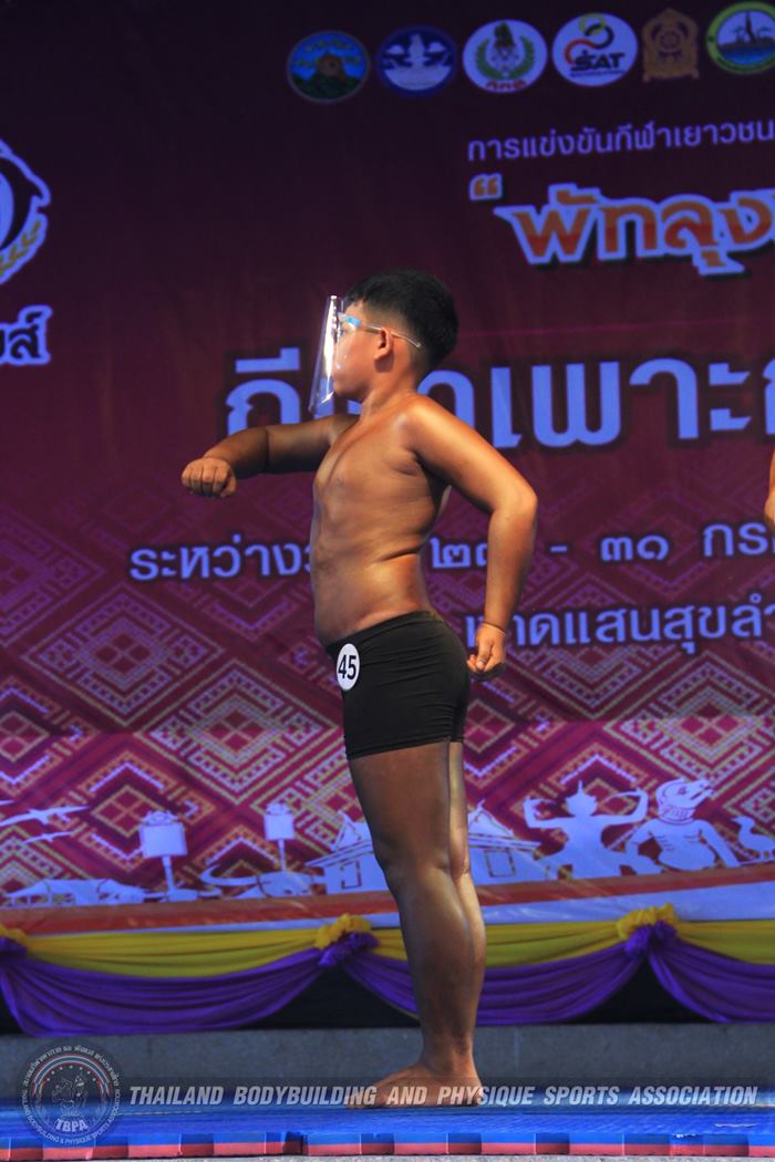 เด็กแข่งเพาะกาย หุ่นไม่ให้แต่ใจสู้มาก