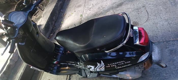 มนุษย์ป้าปาไข่ใส่รถ