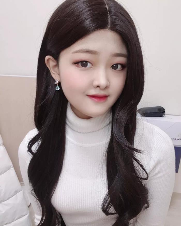 ยูทูบเบอร์สาวป่วยมะเร็ง อัดคลิปลาแฟนคลับ