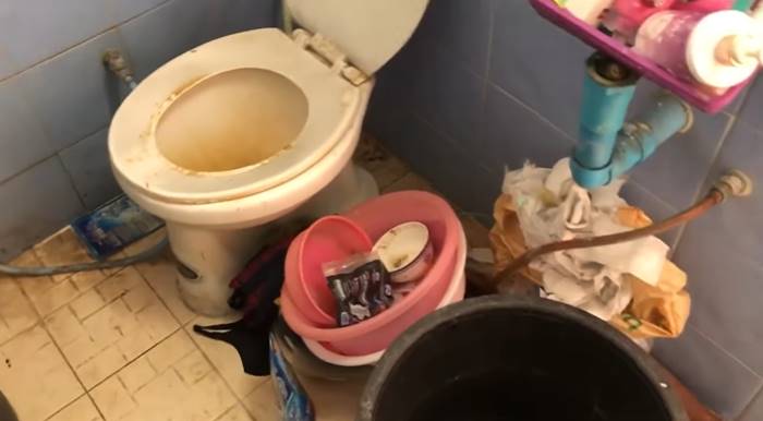 ห้องเช่าสกปรก