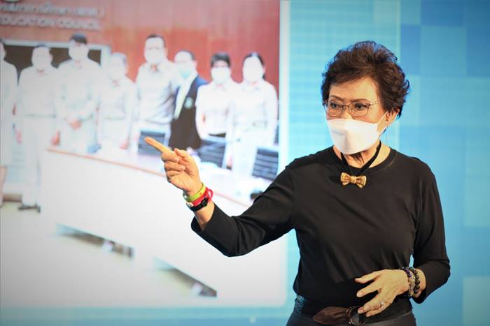 คุณหญิงกัลยา หารือการโค้ดดิ้งกับเกาหลีเหนือ